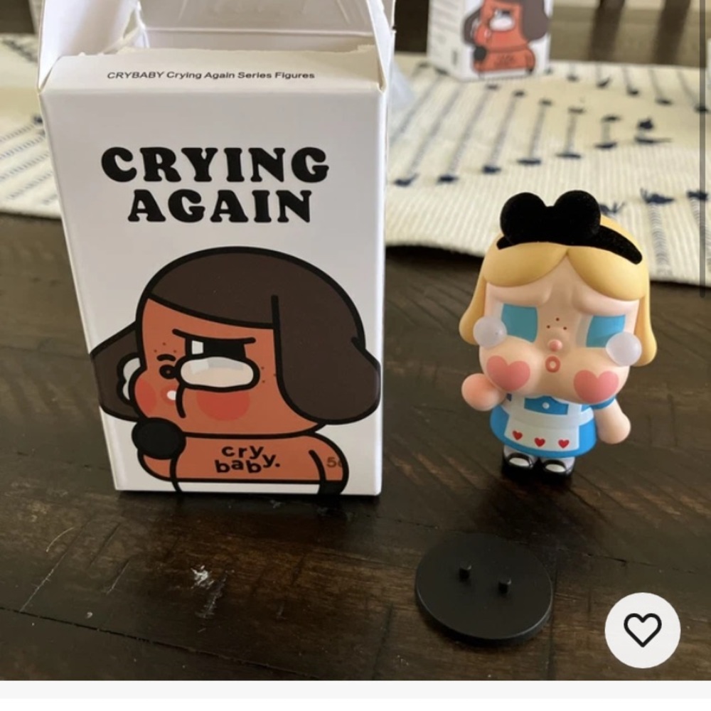 POP MART CRYBABY Crying Again Vinyl Plush Blind Box she’s Alice
